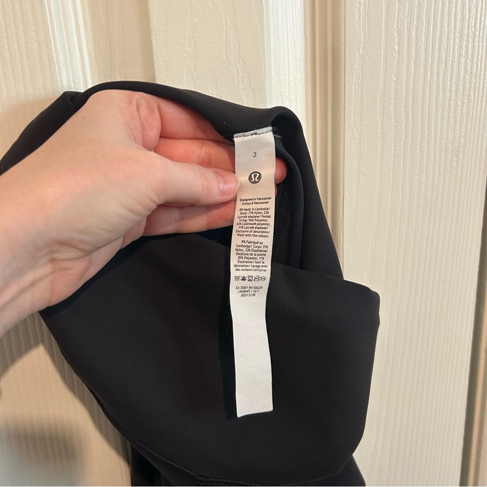 Lululemon Wunder Train High-Rise Crop 23" in Black - Size 2 - Picture 9 of 10